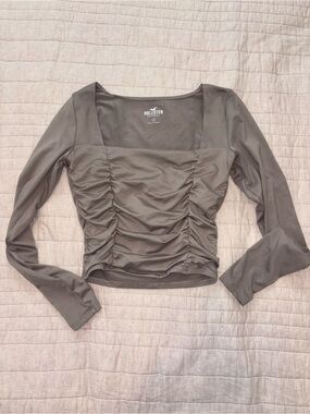 Hollister Ruched Square Neck Long-Sleeve Top - Gray